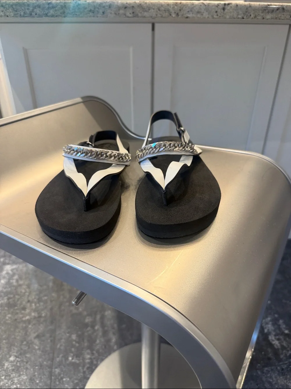 NIB Giuseppe Zanotti Black/White and silver chain trim Velcro strap sandal
